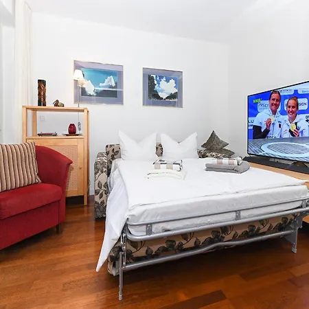 Comforts Near Seaside Charm, Cleaning Included *