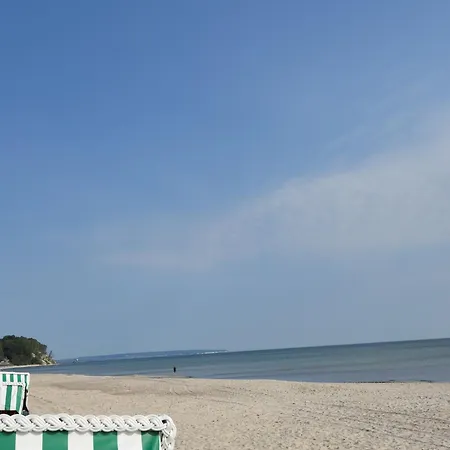 Comforts Near Seaside Charm, Cleaning Included * Sellin (Rugen)