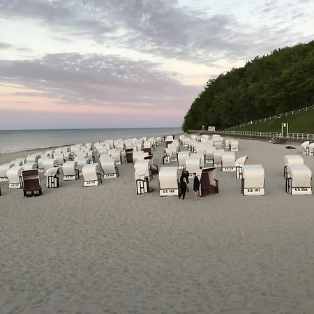 Comforts Near Seaside Charm, Cleaning Included Appartamento *